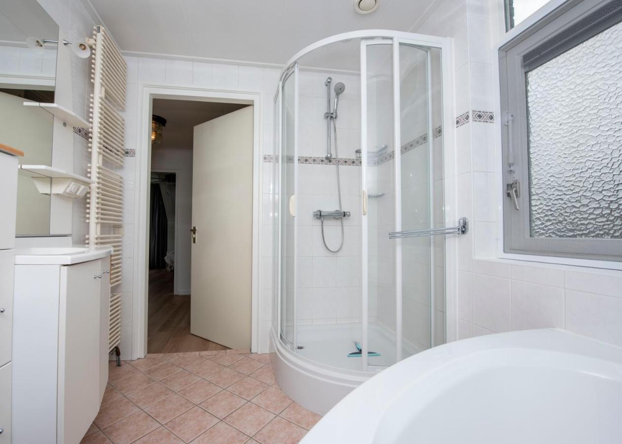 Vakantiehuis Bongel 1, Ter Herne テルヘルネ エクステリア 写真